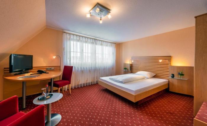 Danner'S Hotel Loewen Marschalkenzimmern Стая снимка