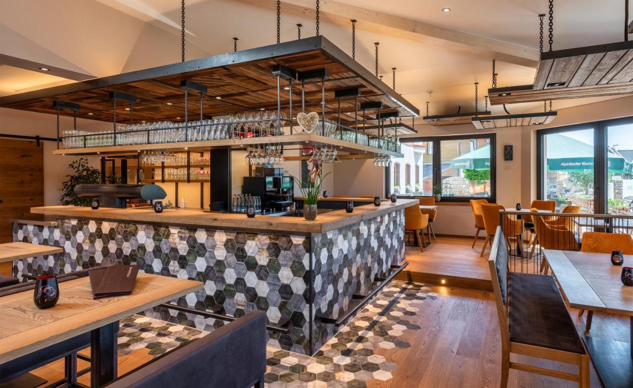 Danner'S Hotel Loewen Marschalkenzimmern Екстериор снимка